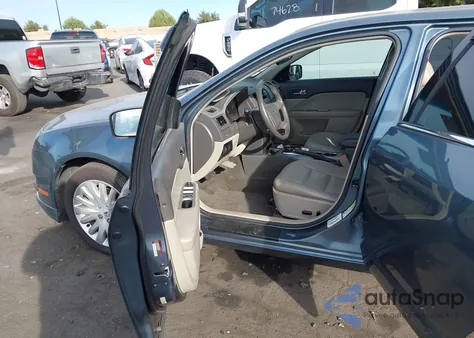 2012 Ford Fusion Hybrid z USA, uszkodzony, nr VIN 3FADP0L33CR206202